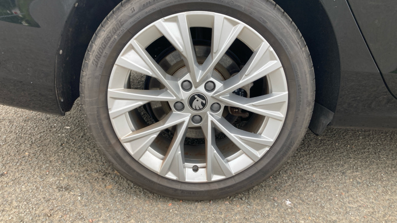Skoda Superb 1.5 TSI iV SE L DSG 5dr Estate